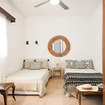Charming Renovated Farmhouse! Paros - Antiparos!