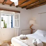 Charming Renovated Farmhouse! Paros - Antiparos!