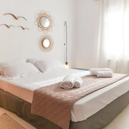 Charming Renovated Farmhouse! Paros - Antiparos! Holiday home